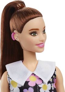 Barbie met gehoorapparaat